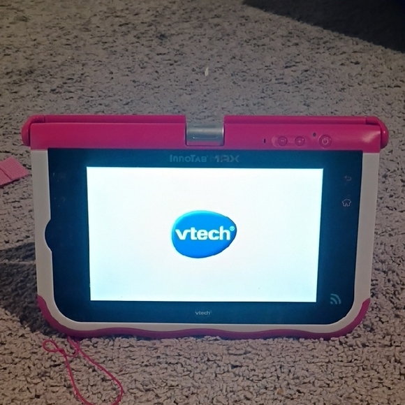 VTech InnoTab MAX Pink Handheld Console - Picture 2 of 9